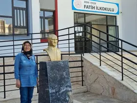 Fatih Mahalle Muhtarı Taşçıoğlu’ndan okul teşekkürü
