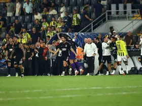 Fenerbahçe, ligde 2 maç sonra Beşiktaş’a kaybetti
