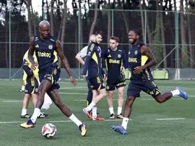 Fenerbahçe, Trabzonspor maçı öncesi kampa girdi
