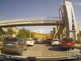 Fermuar sistemiyle yaşama yol verdiler
