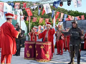 Fetih coşkusu Keles’e taşındı
