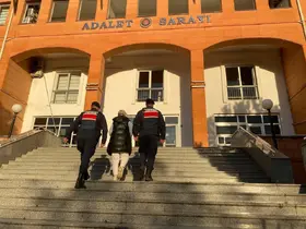FETÖ üyeliğinden aranan kadın, jandarma tarafından yakalandı