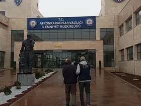 FETÖ’den aranan şahsı polis yakaladı
