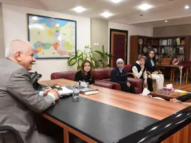 Filistinli öğrencilerden İl Millî Eğitim müdürüne ziyaret
