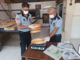 Fırınlarda hijyen ve gramaj denetimi yapıldı

