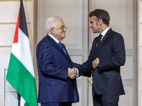 Franca Cumhurbaşkanı Macron ile Filistin Devlet Başkanı Abbas bir araya geldi
