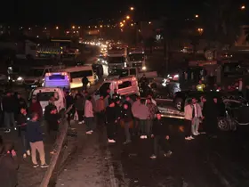 Freni boşalan vinç 6 araca birden çarptı: 7 yaralı