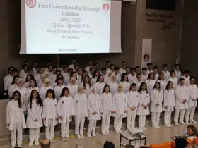 FÜ’de beyaz önlük giyme töreni düzenlendi
