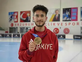 Furkan Akar: "Hedefim ülkemi en iyi şekilde temsil etmek""
