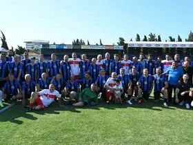 Futbolun efsaneleri Karacabey için sahaya çıktı
