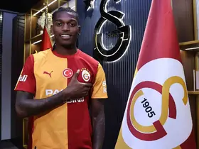 Galatasaray, Leao ile 4 yıllık sözleşme imzaladı
