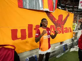 Galatasaray’da maç sonucu üçlüsü Rafael Leao’dan
