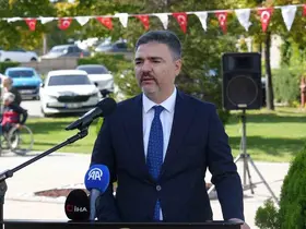 Gazi Akbaş: "Gazi olmak, bayrağın dalgalanması uğruna ömründen ömür vermektir"
