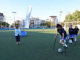 Gaziantep Büyükşehir engelleri kaldırmaya devam ediyor
