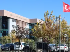 Gaziantep merkezli 11 ilde dolandırıcılık operasyonu: 52 gözaltı

