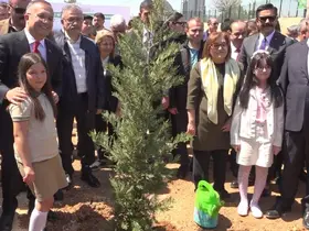 Gaziantep’te 23 Nisan’da fidanlar toprakla buluşturuldu
