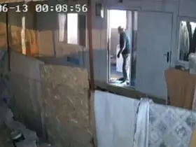 Gaziantep’teki 4.6’lık deprem anı güvenlik kameralarında
