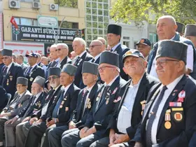 Gaziler Günü Coşkusu Cumhuriyet Meydanı’nda yaşandı
