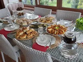 Gelenek devam ediyor mu?
