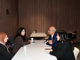 Gençlerden Başkan Er’e kütüphane teşekkürü
