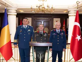 Genelkurmay Başkanı Orgeneral Bayraktaroğlu, Romanya Hava Kuvvetleri Komutanı Baraboi’yi kabul etti
