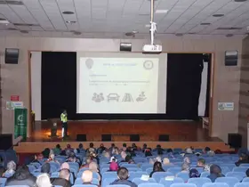 Gerede’de polis ekipleri vatandaşları ve öğrencileri bilgilendirdi
