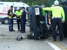 Giresun’da otomobil takla attı: 2 yaralı
