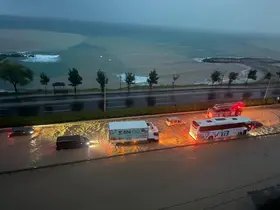 Giresun’da sağanak yağış Karadeniz Sahil Yolu’nu suyla doldurdu
