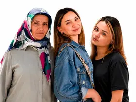 Giresun’da sel sularına kapılan anne ile iki kızı son yolculuklarına uğurlandı
