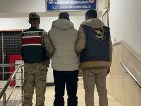 Göçmen kaçakçılığından 5 yıl hapis cezası bulunan hükümlü yakalandı
