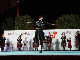 Gölcük’te folklor rüzgarı
