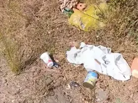 Gölet kenarlarına atılan çöpler tepki topluyor
