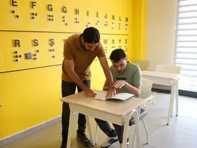 Görme engelli eğitmen öğrencilerine ’bağımsızlığı’ hediye ediyor
