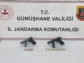 Gümüşhane’de 2 ruhsatsız tabanca ele geçirildi
