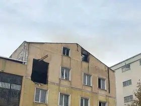 Güngören’de tekstil fabrikası alev alev yandı: O anlar kamerada
