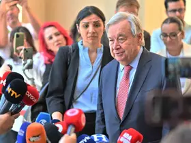 Guterres: "İki toplumun liderleriyle de son derece yapıcı görüşmeler gerçekleştirdim"
