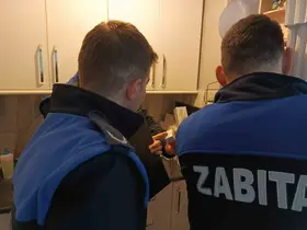 Güzellik merkezlerindeki 400’ü aşkın tarihi geçmiş ürüne el konuldu
