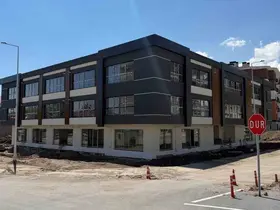Hacılar’da 32 işyeri satışa çıkıyor
