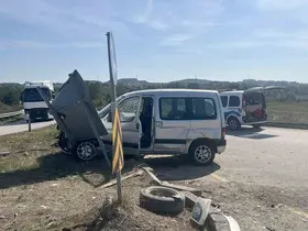 Hafif ticari araç ile panelvan çarpıştı: 1 yaralı
