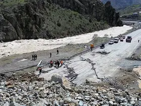 Hakkari-Van yolu trafiğe açıldı
