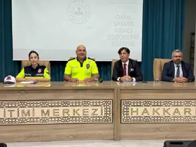 Hakkâri’de ‘Öncelik Çocuk Güvenliği’ toplantısı

