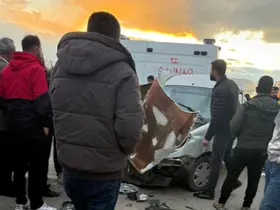 Hakkari’de zincirleme trafik kazası: 11 yaralı
