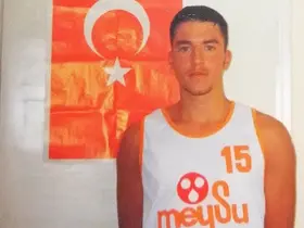 Hasan Aksoyak, basketbolda 40. aktif sezonuna çıktı
