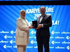 Hasan Kalyoncu Üniversitesi ev sahipliğinde Kariyerküre Zirve 2026 yoğun katılımla gerçekleşti
