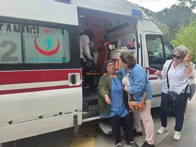 Hastaneden dönüşü kaza; 3 yaralı
