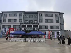 Hatay’da depremin ardından inşa edilen 225’inci okulun açılışı gerçekleştirildi

