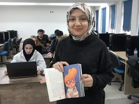Hayat hikâyesiyle örnek oluyor, geleceğin tasarımcılarını yetiştiriyor
