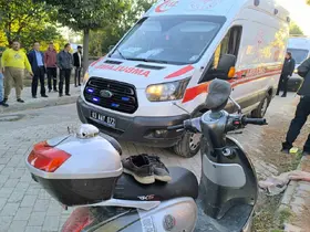 Hayatını kaybeden sürücüden geriye ayakkabıları kaldı
