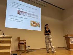 Hemşirelik öğrencilerine hastane oryantasyon eğitimi

