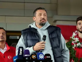 Hidayet Türkoğlu: "Artık hedefimiz altın madalyayı ülkemize getirmektir"
